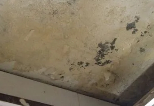 茂县阳台漏水维修公司分享下茂县卫生间渗水维修需要注意哪些问题。